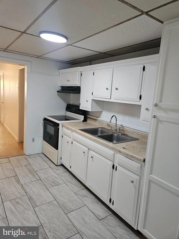 605 E Centre Street - Photo 8
