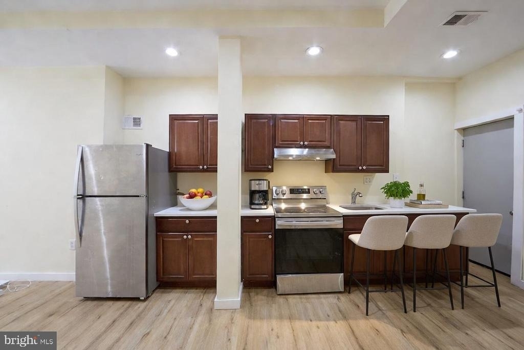 1558 N Randolph Street - Photo 3