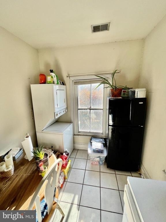4253 Ridge Avenue - Photo 6