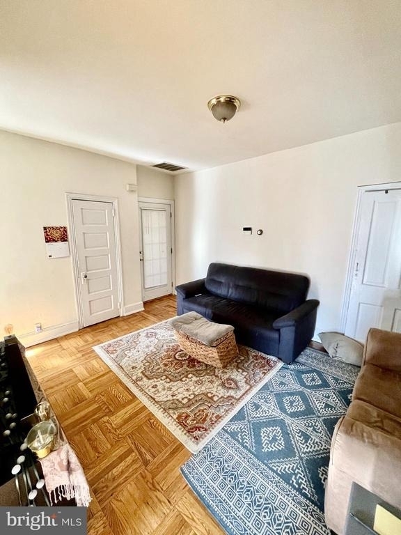 4253 Ridge Avenue - Photo 3