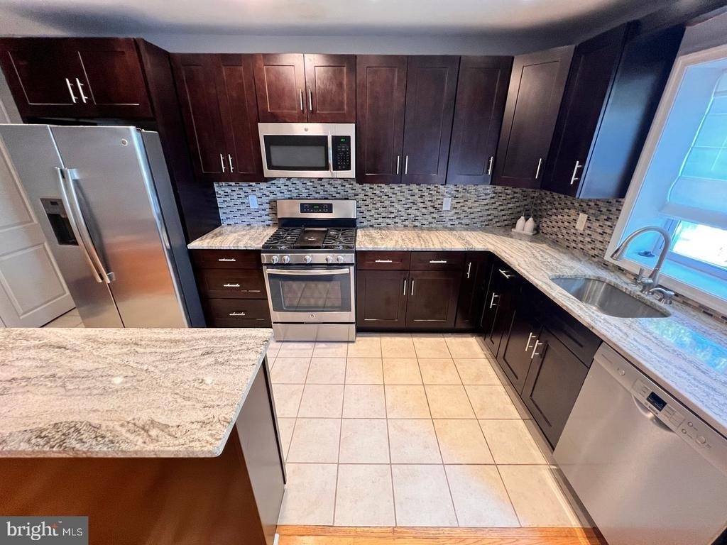 327 Righter Street - Photo 11