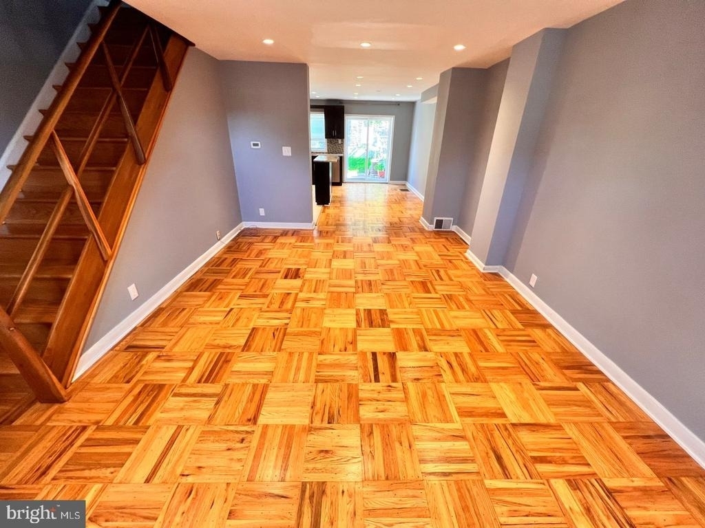 327 Righter Street - Photo 3