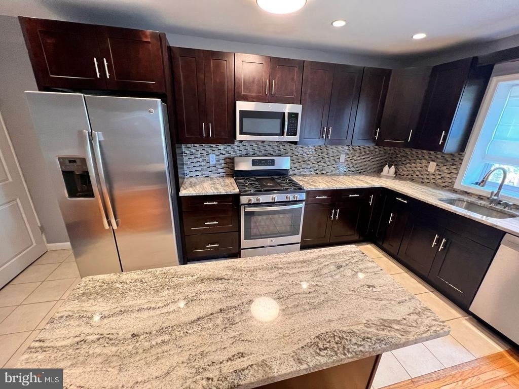 327 Righter Street - Photo 10