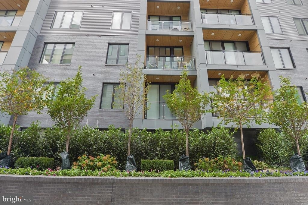 1203 Germantown Avenue - Photo 1