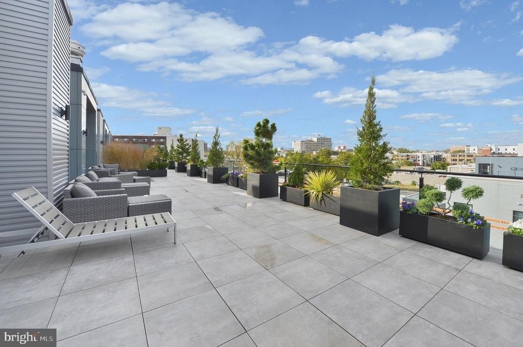 1203 Germantown Avenue - Photo 38