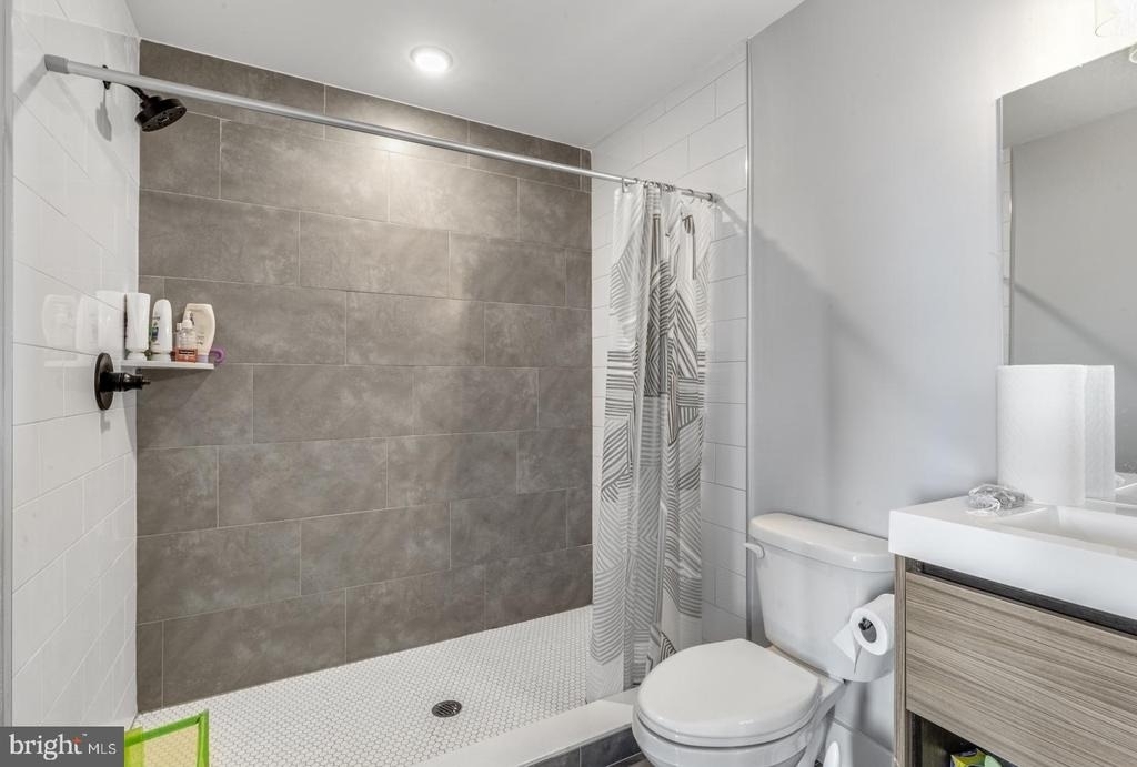 3965 Lancaster Avenue - Photo 11