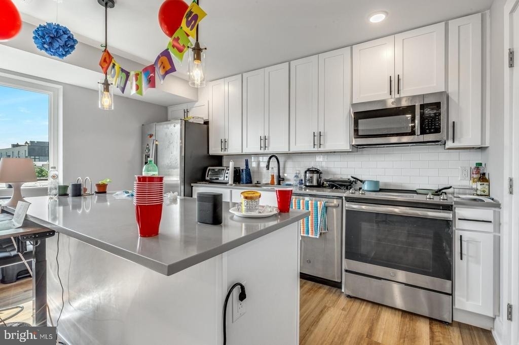 3965 Lancaster Avenue - Photo 5