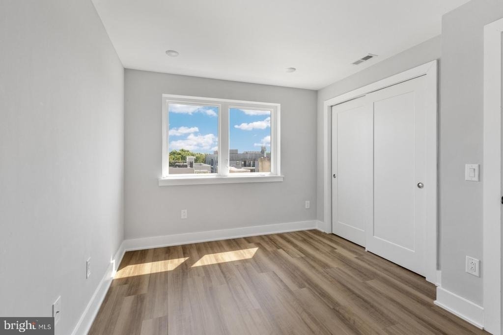 3965 Lancaster Avenue - Photo 18
