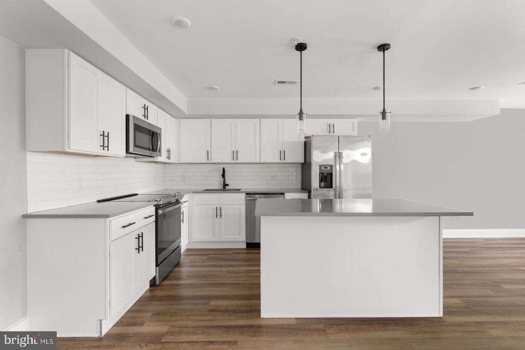 3965 Lancaster Avenue - Photo 3