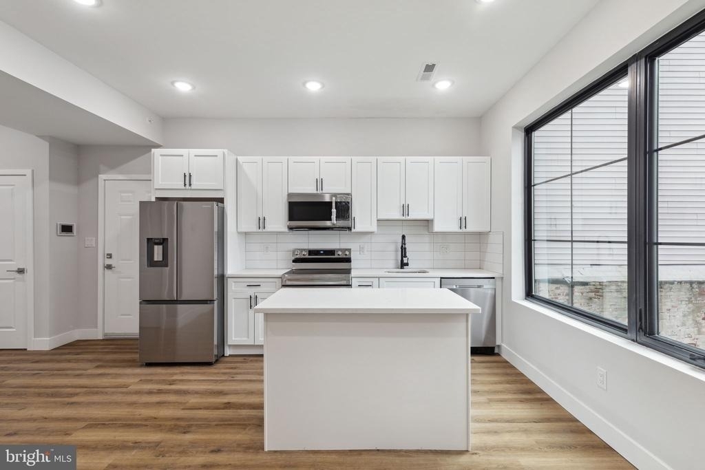 1840 N Gratz Street - Photo 7