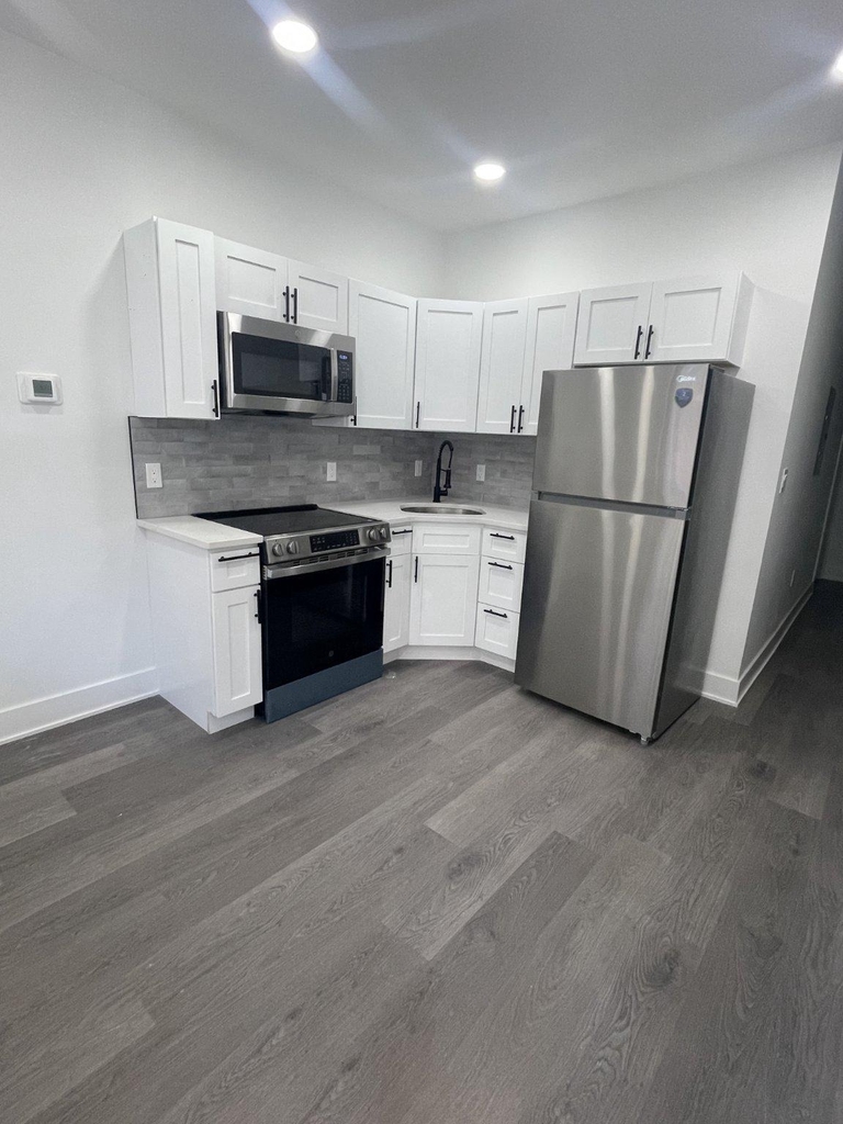 5719 Cambridge Street - Photo 0
