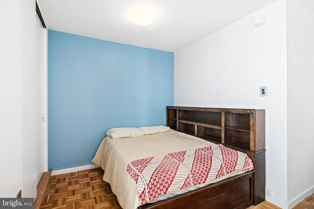604 S Washington Square - Photo 7