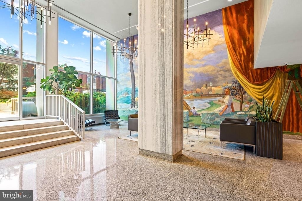 604 S Washington Square - Photo 14