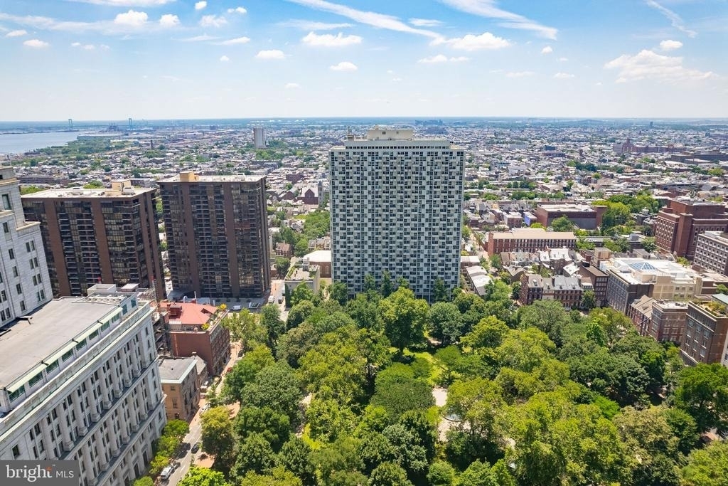 604 S Washington Square - Photo 21