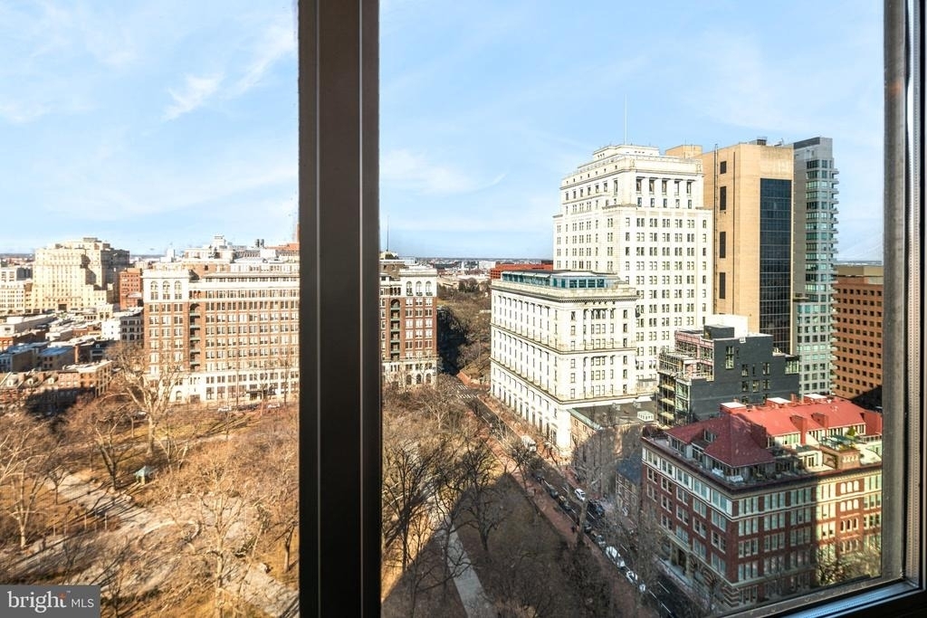 604 S Washington Square - Photo 13