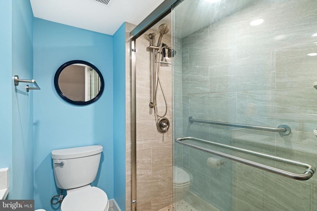 604 S Washington Square - Photo 12