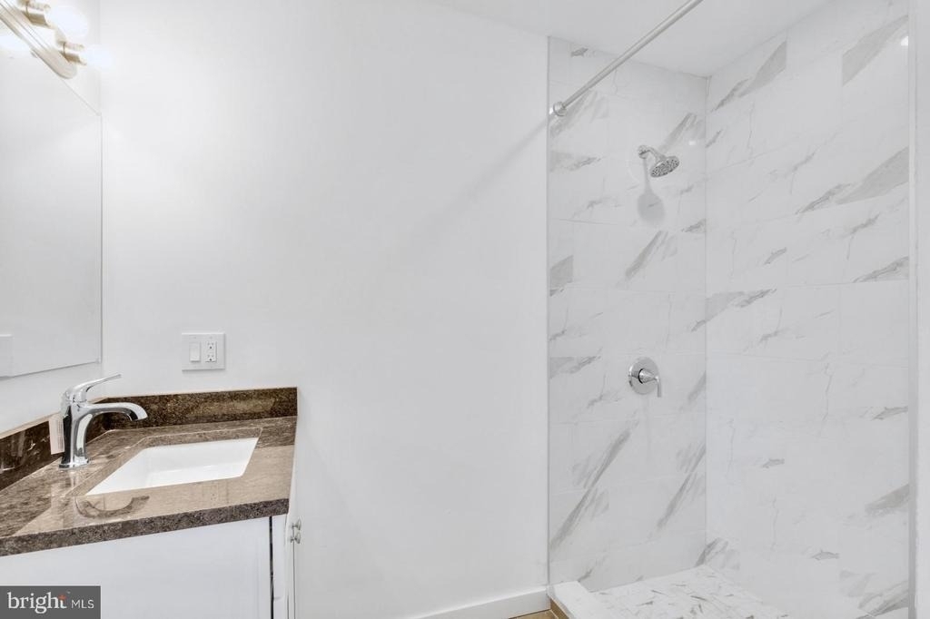 7037 Ridge Avenue - Photo 10