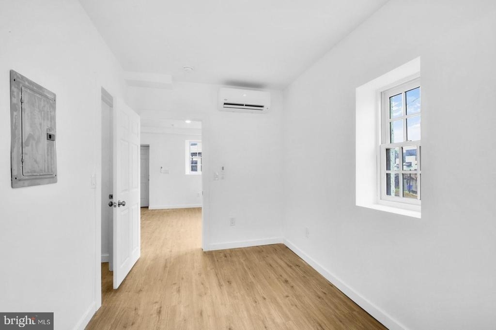 7037 Ridge Avenue - Photo 9