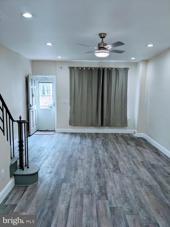 143 Gladstone Street - Photo 2