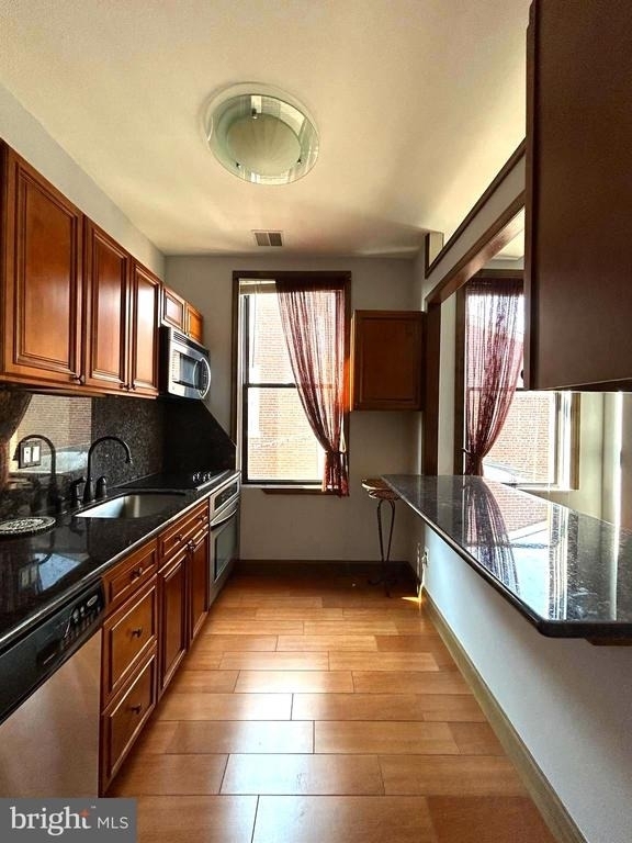727 S 2nd Street - Photo 5