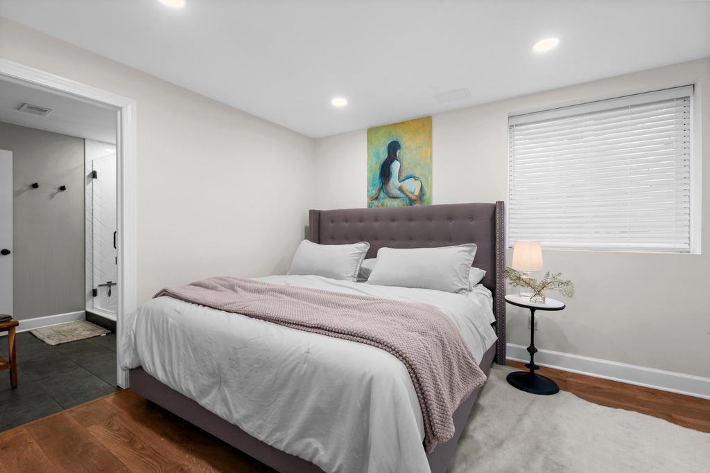 819 Irving Avenue - Photo 23
