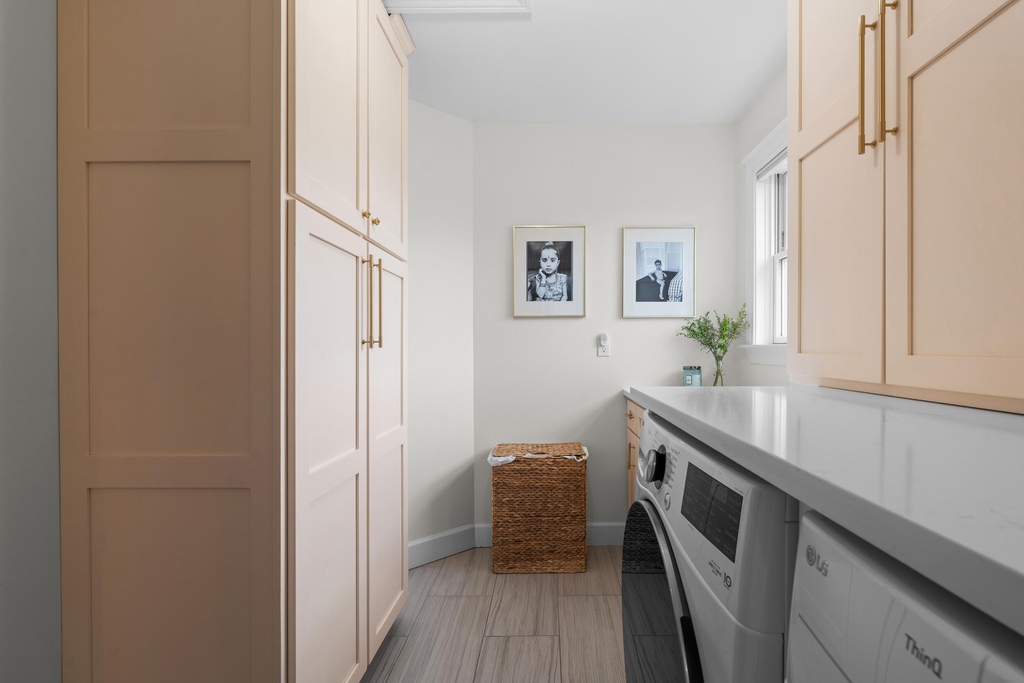 819 Irving Avenue - Photo 43