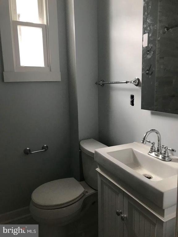 443 Ripka Street - Photo 3