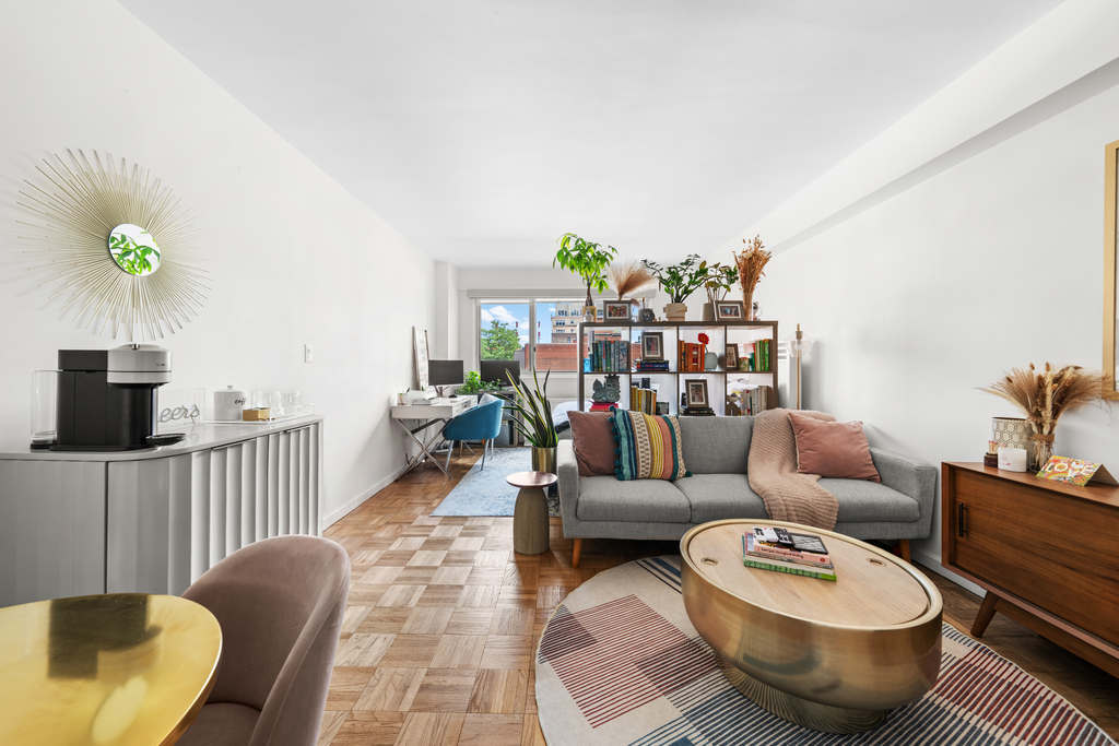 401 East 65th Street - Photo 0