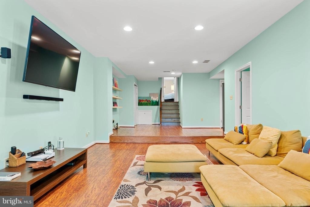 644 Robinson Lane - Photo 36