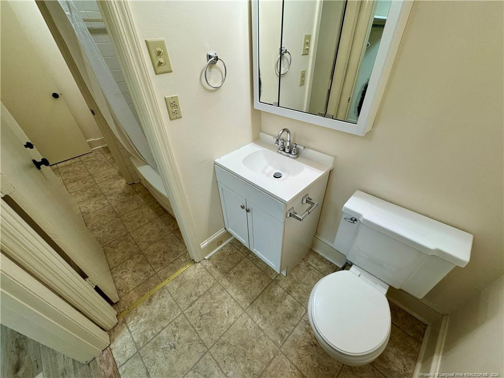 2601 N Roberts Avenue - Photo 21