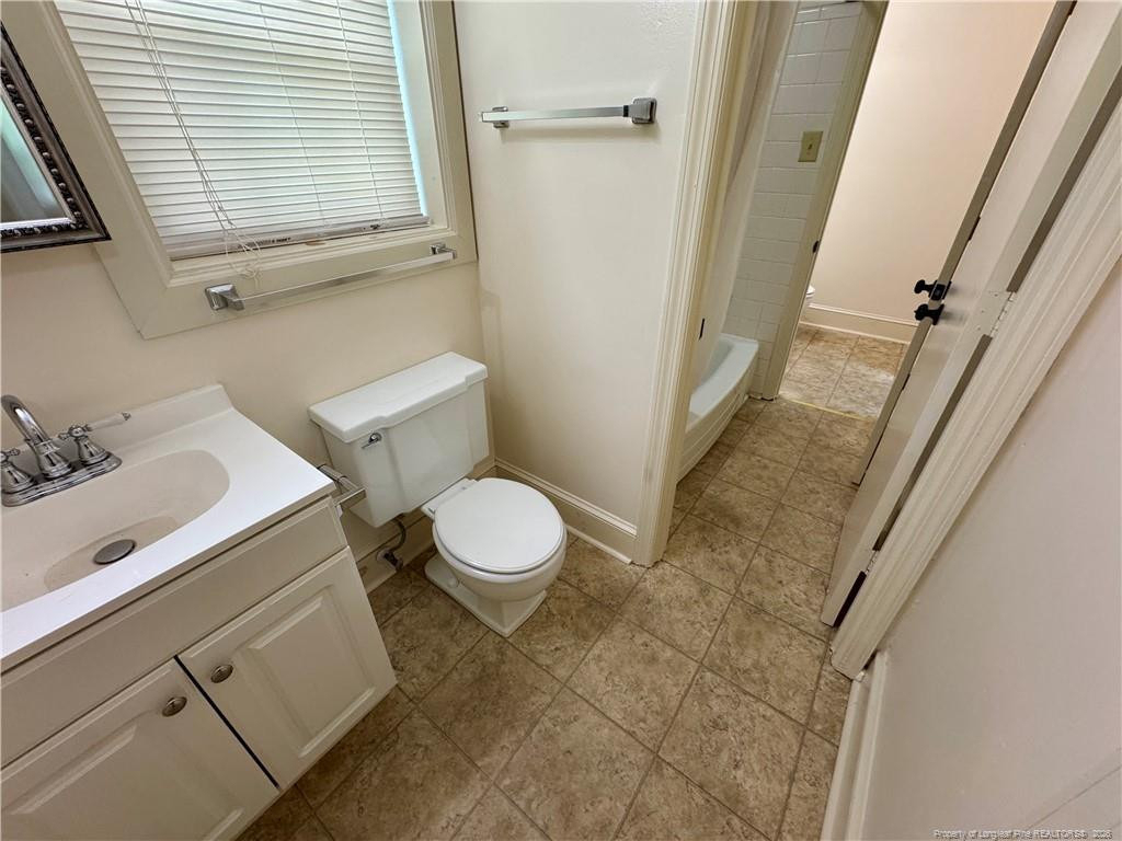 2601 N Roberts Avenue - Photo 16