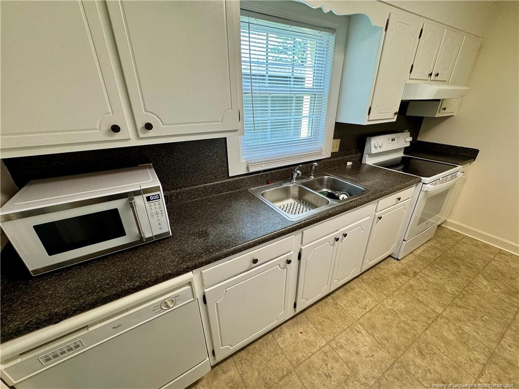 2601 N Roberts Avenue - Photo 8