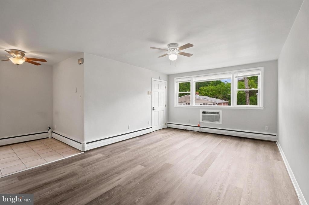 126 4th Avenue - Photo 3