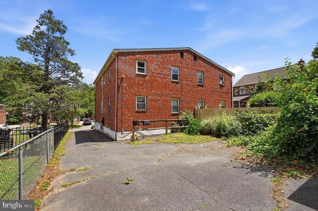 126 4th Avenue - Photo 14