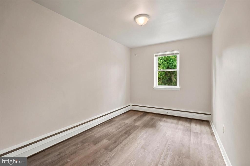 126 4th Avenue - Photo 9