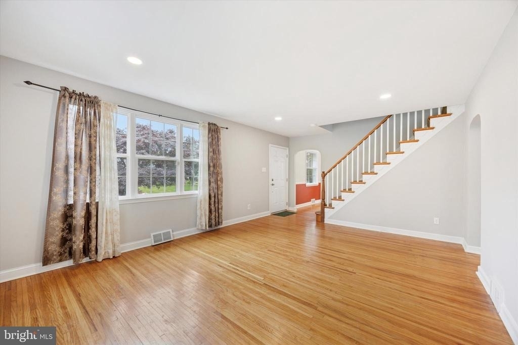 116 Walnut Hill Lane - Photo 2