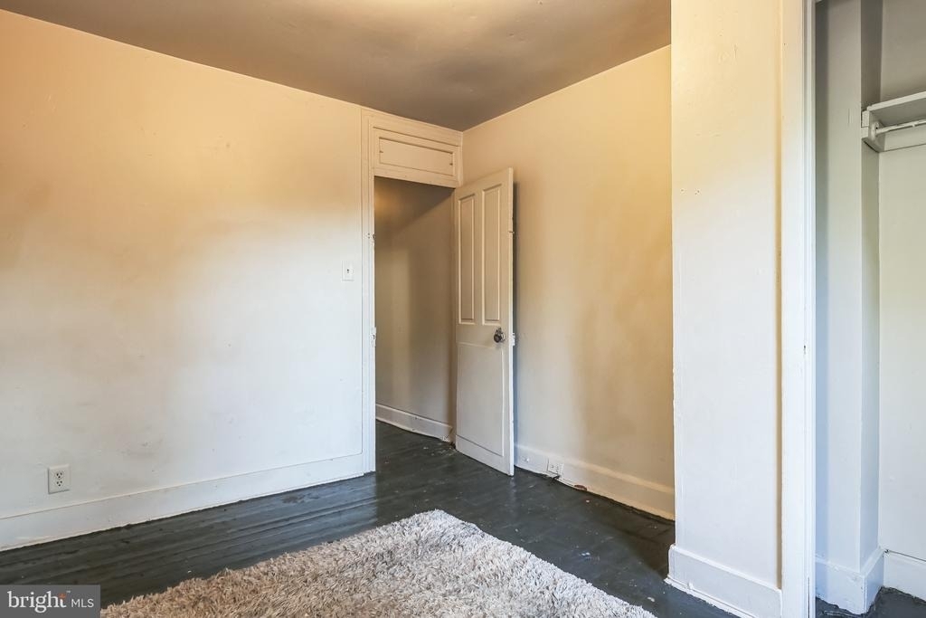 1217 Hunter Street - Photo 3