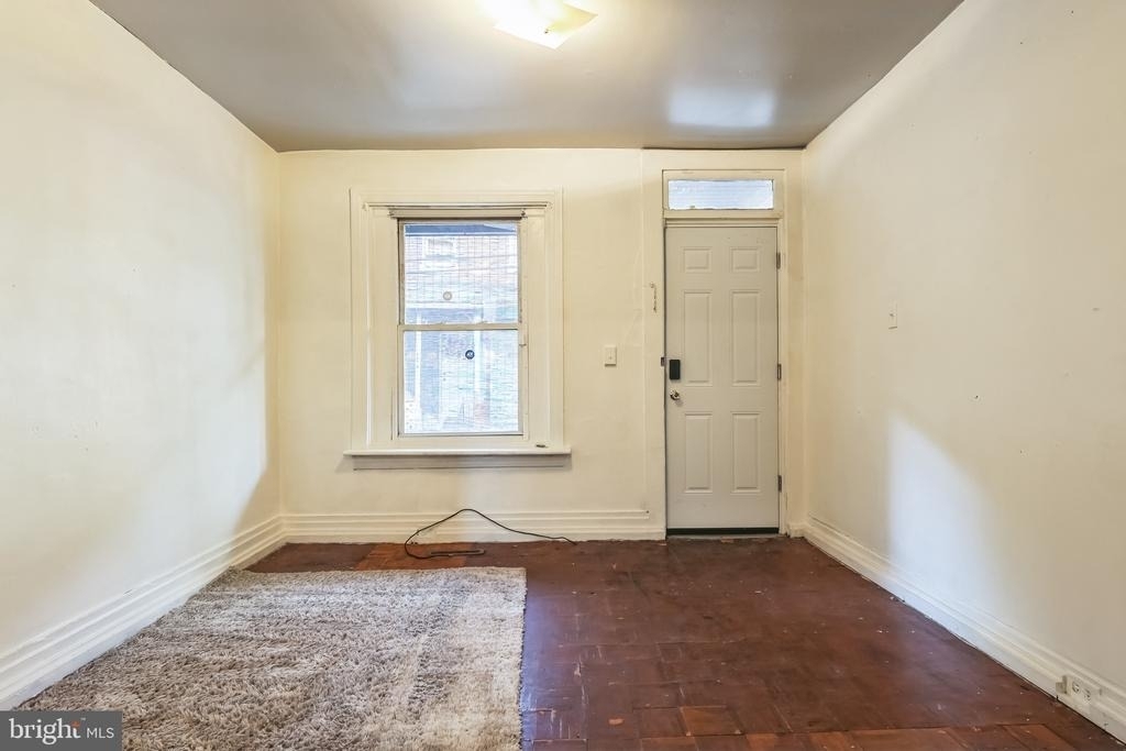 1217 Hunter Street - Photo 5
