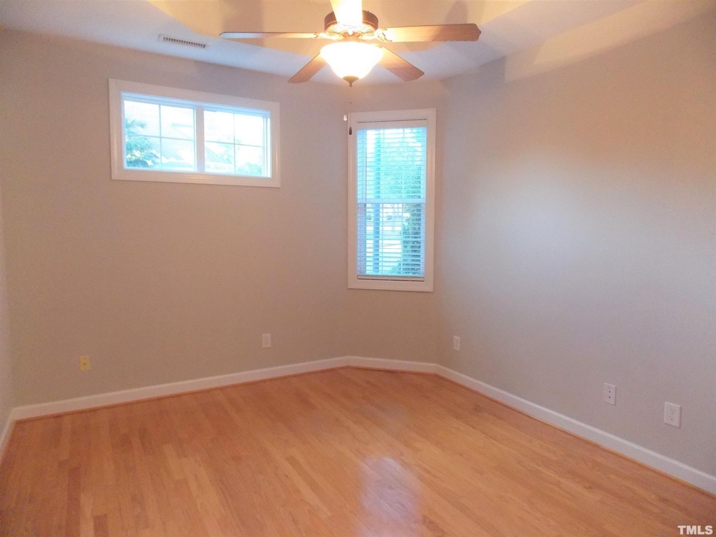4650 Pooh Corner Drive - Photo 8
