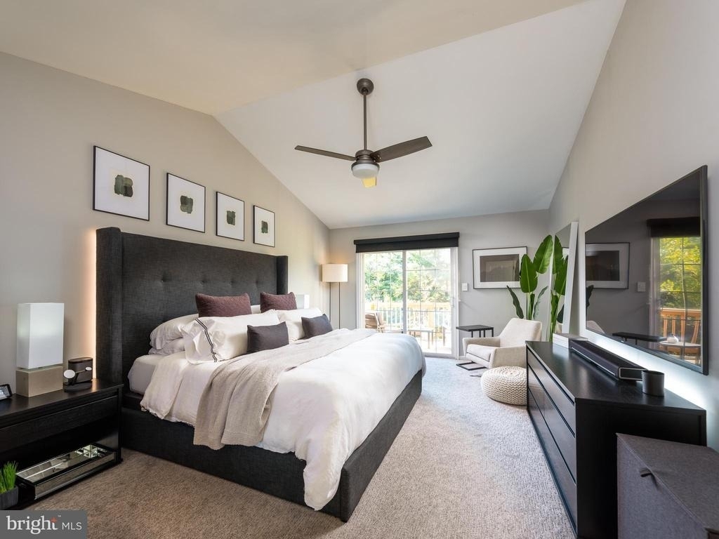 80 Dispatch Drive - Photo 12