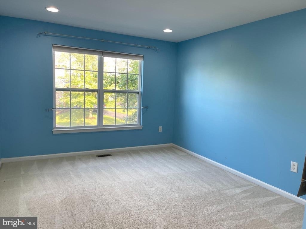 36 Hoover Avenue - Photo 9