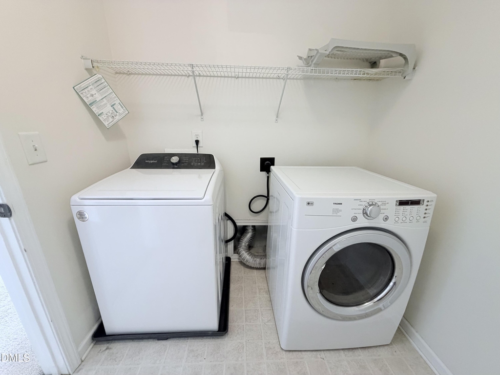 124 Longchamp Lane - Photo 8