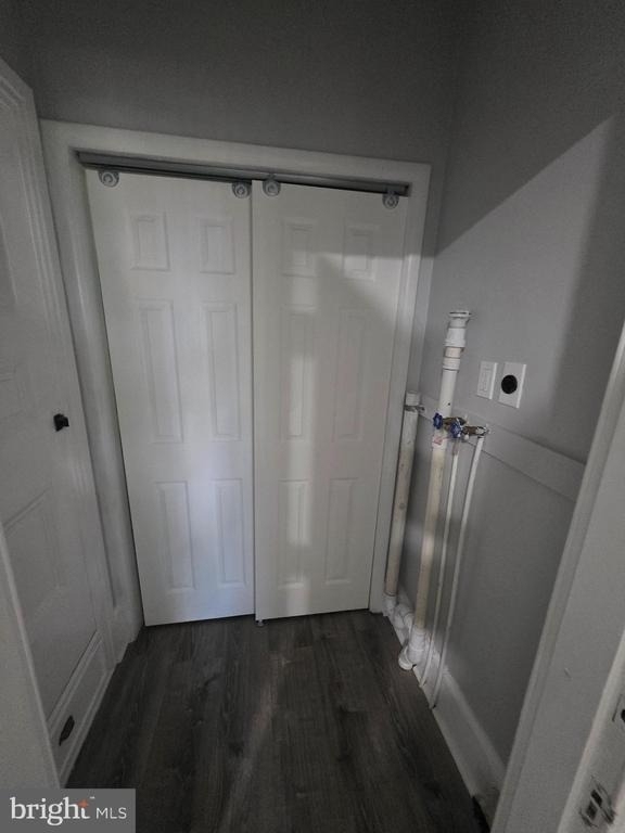 277 E Broadway - Photo 7