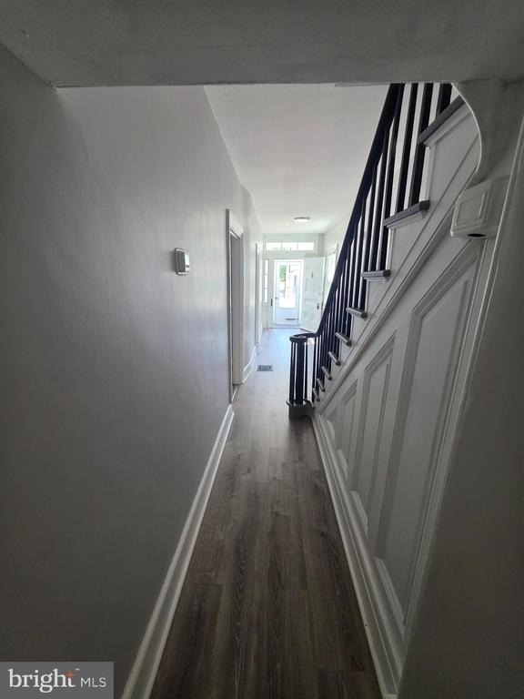 277 E Broadway - Photo 8