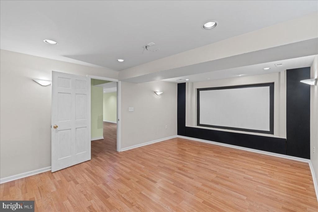 302 Wellington Park Drive - Photo 22