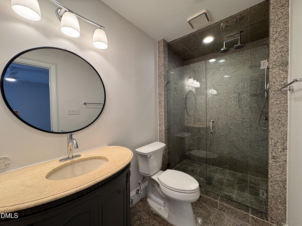 2204 Stafford Avenue - Photo 13