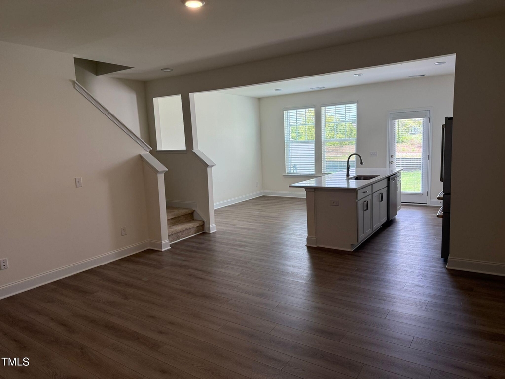 48 Hyacinth Lane - Photo 3