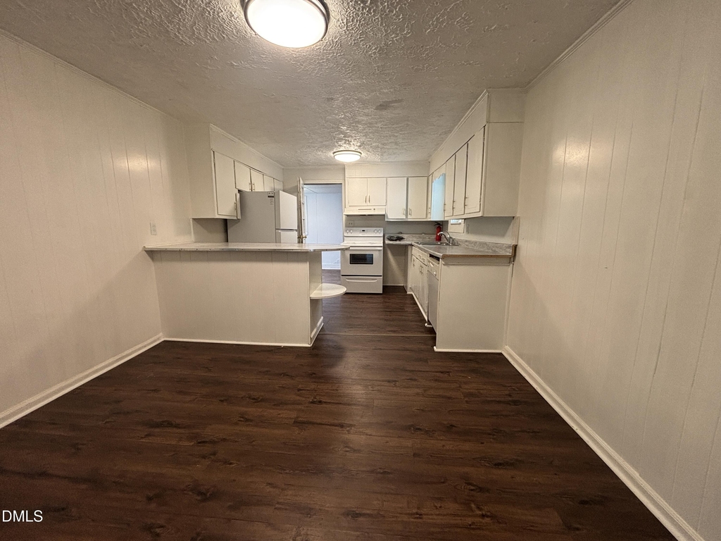 87 Robert Thompson Road - Photo 20