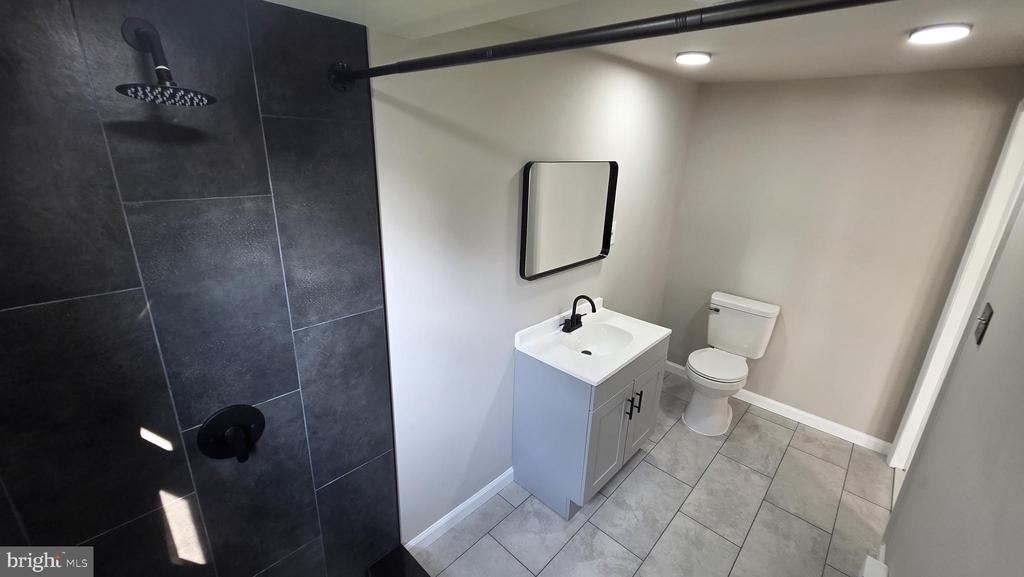 13 W Lake Avenue - Photo 7