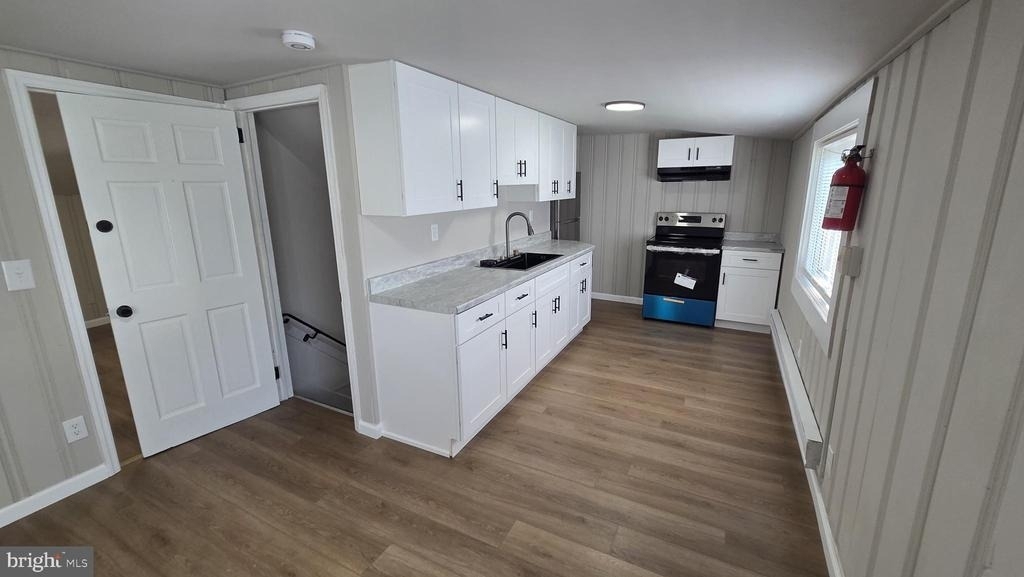 13 W Lake Avenue - Photo 10